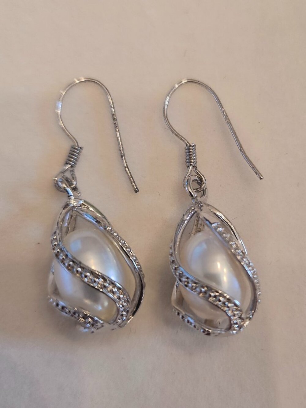 Pearl drop earrings